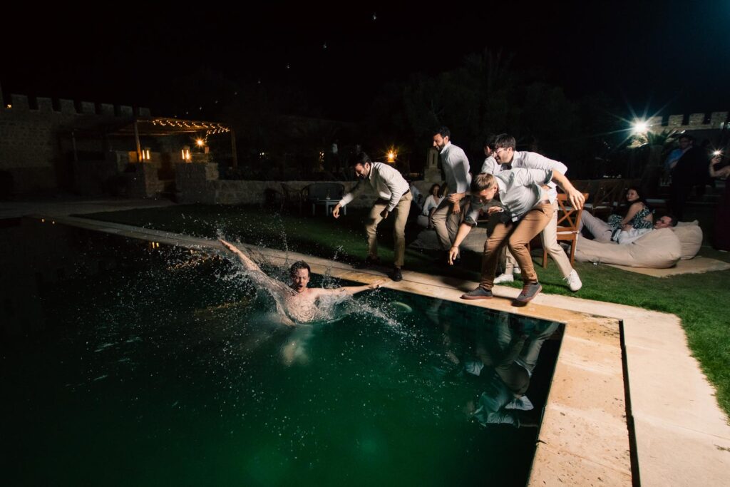 Asma & Nicolas — still 6